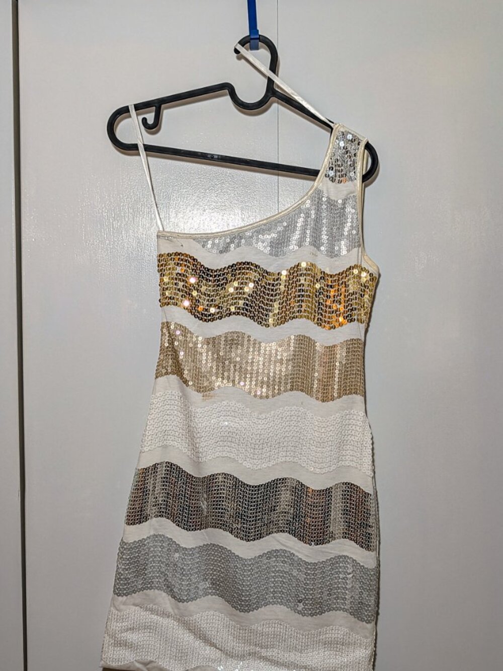 One-Shoulder Sequin Wave Cocktail Dress